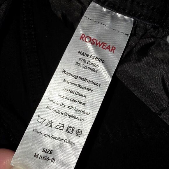 Rosewear High Rise Stretchy Cuffed Denim Shorts Size Medium (6-8) - Picture 4 of 6